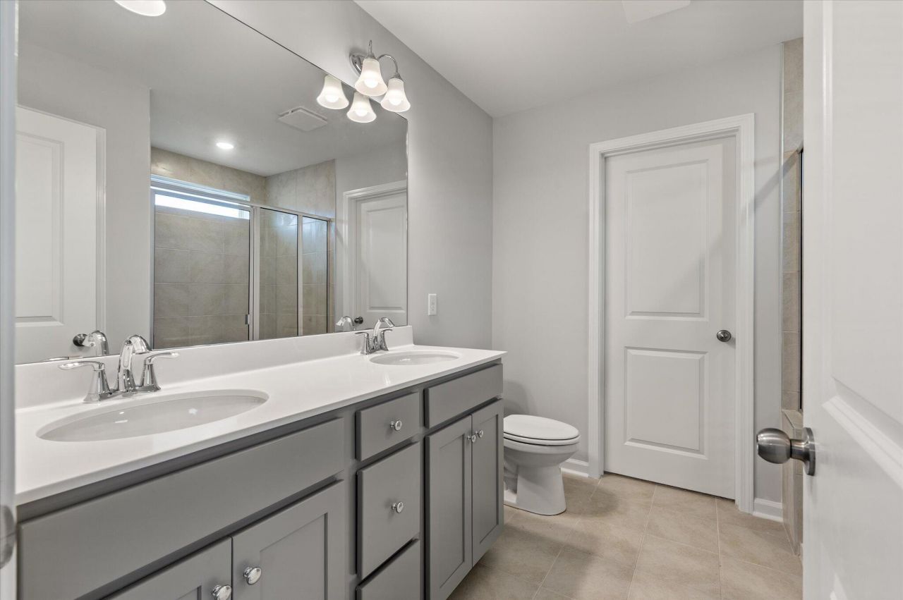 112 Shingle Oak Drive Photo 30