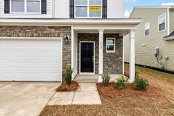 112 Shingle Oak Drive photo 4