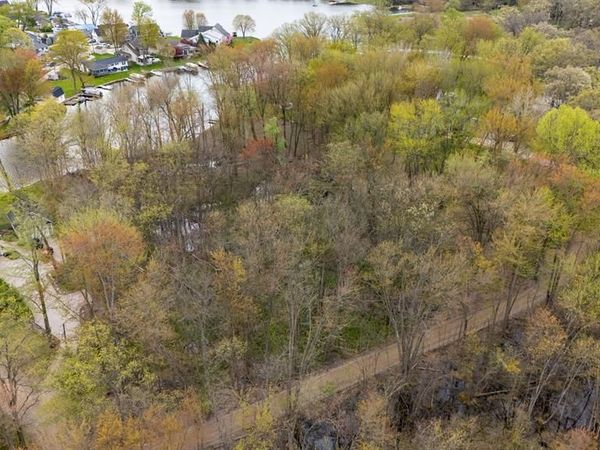 Lot 1 DUNLAVY Lane, Hamburg Twp, MI 48189