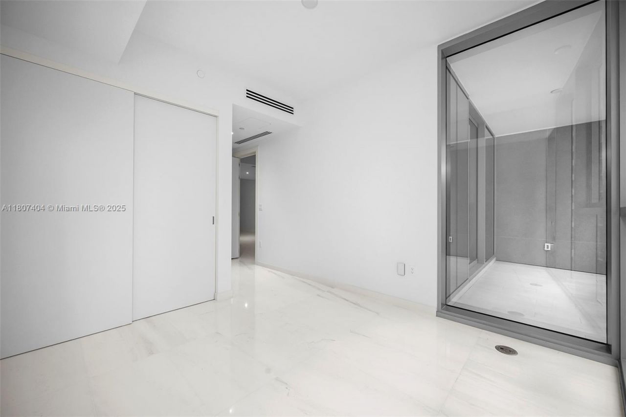 300 Biscayne Blvd Way, Unit 3509, Miami, FL 33131 Photo