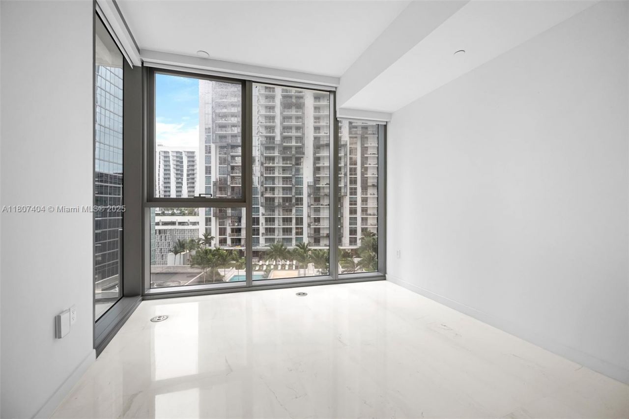 300 Biscayne Blvd Way, Unit 3509, Miami, FL 33131 Photo