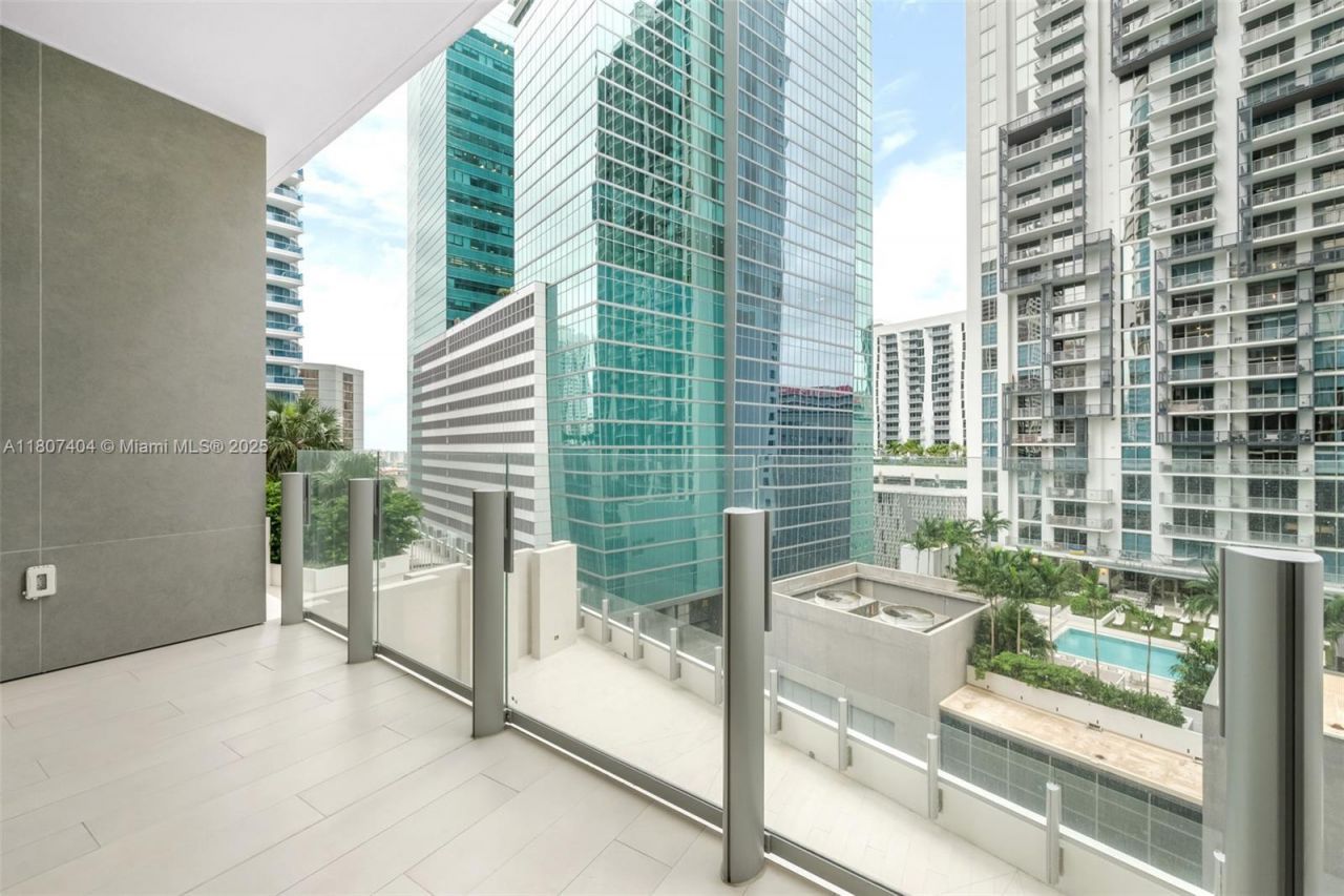 300 Biscayne Blvd Way, Unit 3509, Miami, FL 33131 Photo