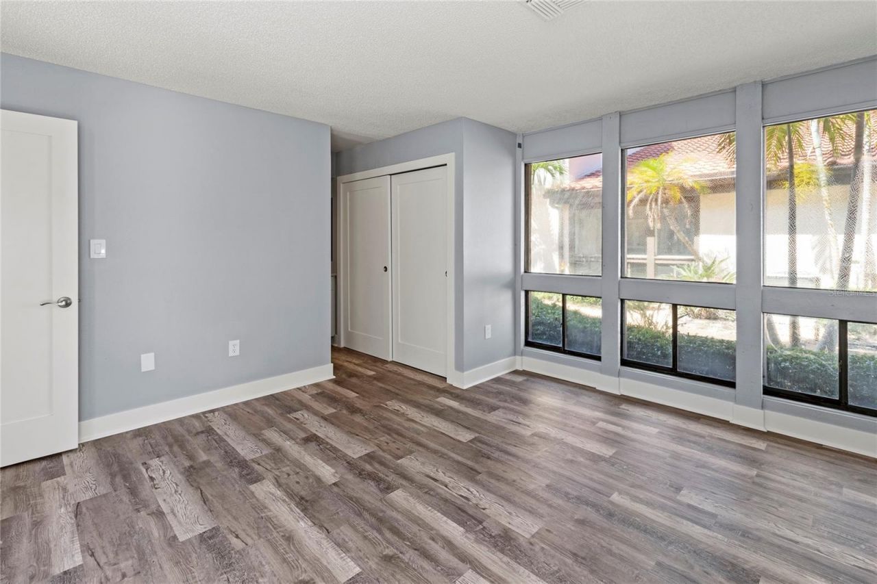 800 S Blvd Of The Presidents, Unit 5, Sarasota, FL 34236 Photo