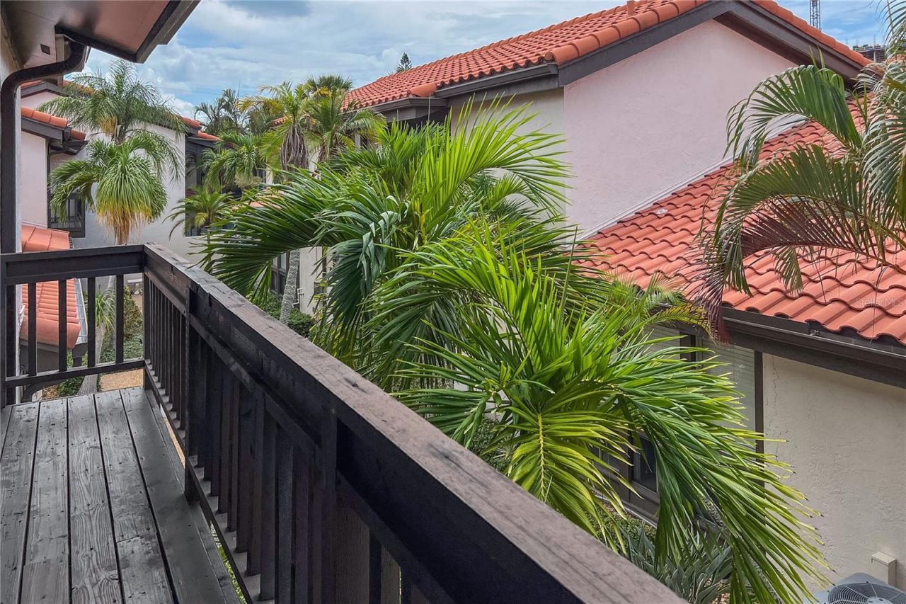 800 S Blvd Of The Presidents, Unit 5, Sarasota, FL 34236 Photo