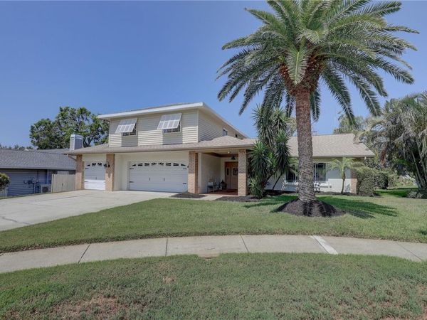 7600 DREW OAK DRIVE, SEMINOLE, FL 33772