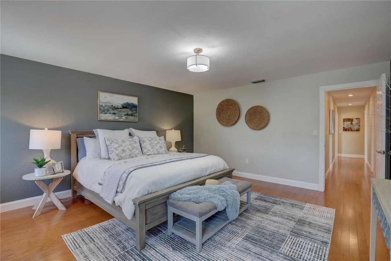 7600 Drew Oak Drive, Seminole, FL 33772 Photo