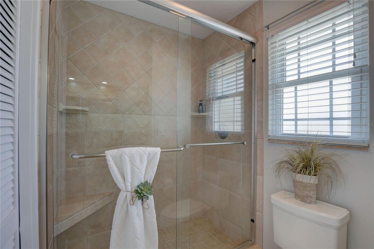 7600 Drew Oak Drive, Seminole, FL 33772 Photo