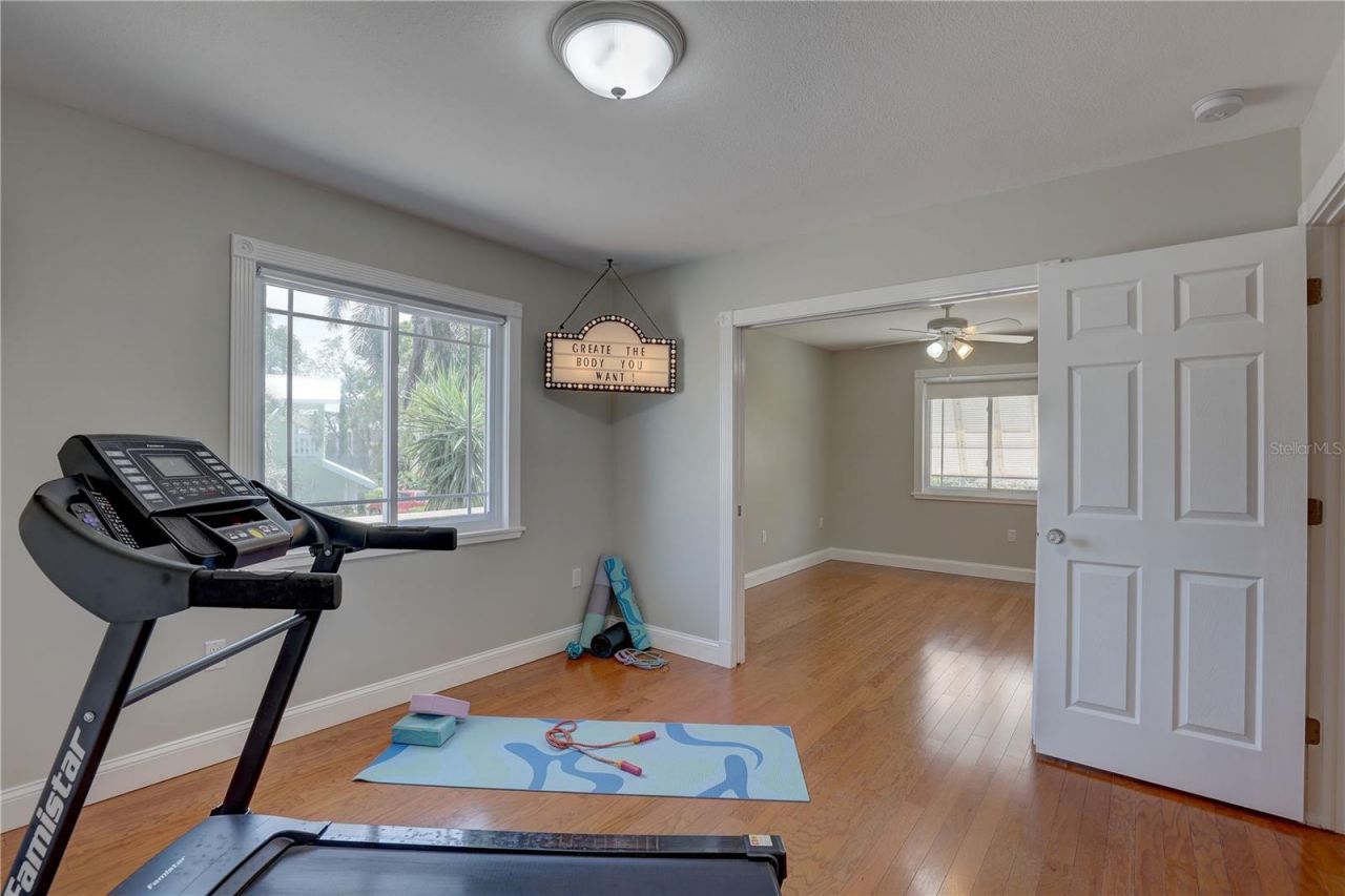 7600 Drew Oak Drive, Seminole, FL 33772 Photo