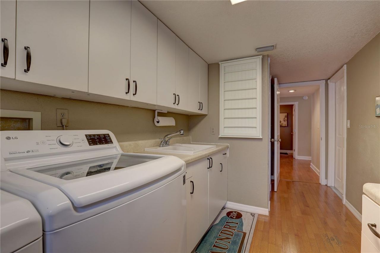 7600 Drew Oak Drive, Seminole, FL 33772 Photo