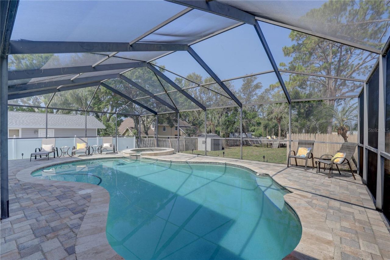 7600 Drew Oak Drive, Seminole, FL 33772 Photo