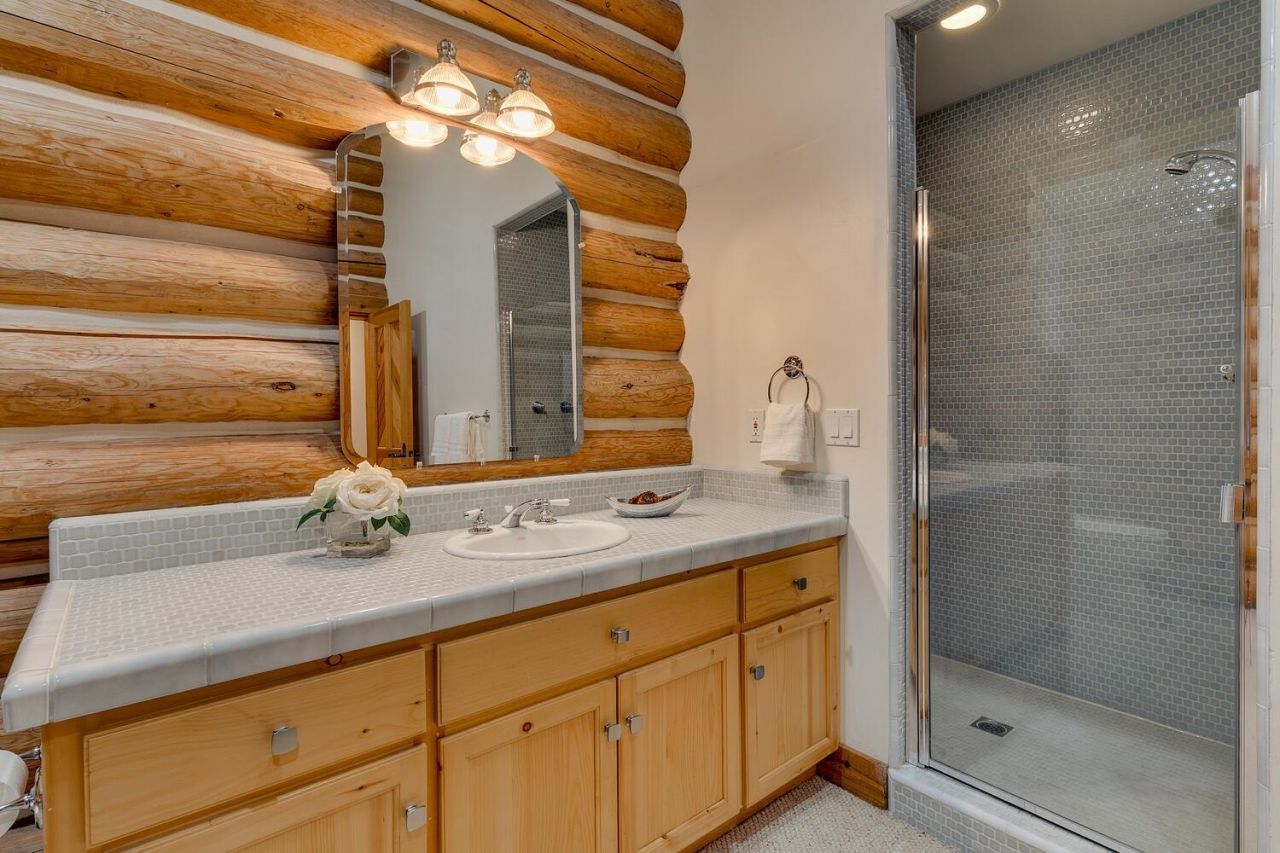 1350 West Lake Boulevard, Tahoe City, CA 96145 Photo