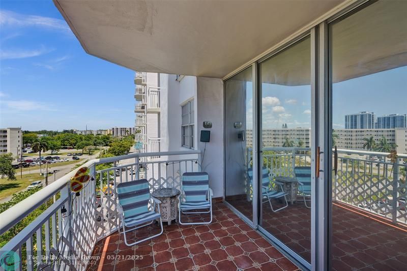 18041 Biscayne Boulevard, Unit 503, Aventura, FL 33160 Photo