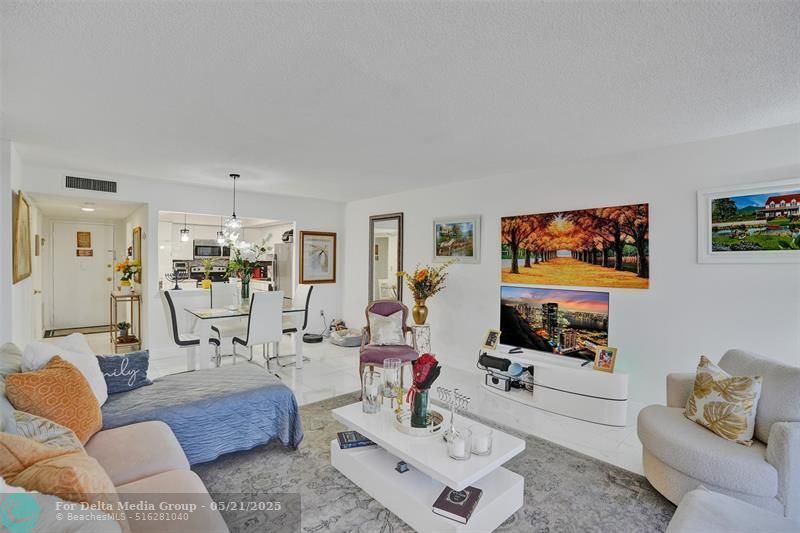 18041 Biscayne Boulevard, Unit 503, Aventura, FL 33160 Photo