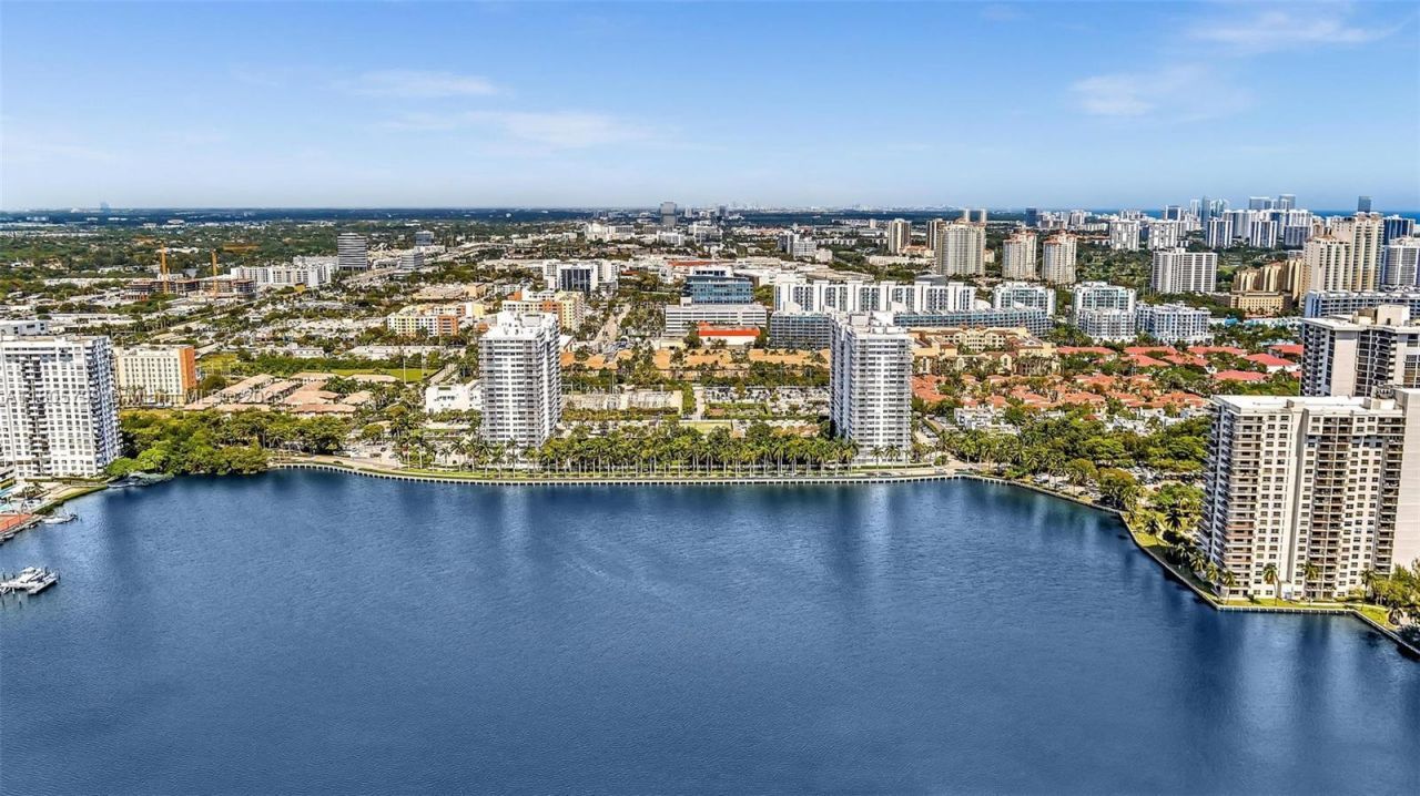 2801 NE 183rd St, Unit 1703W, Aventura, FL 33160 Photo