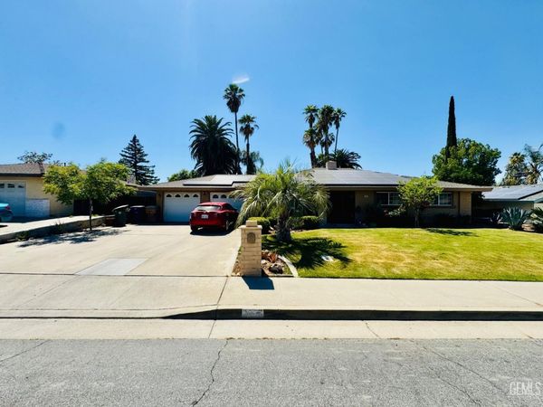 3208 Sunview Drive, Bakersfield, CA 93306