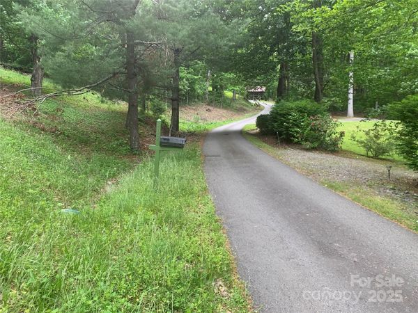 5 Friar Tuck Lane, Maggie Valley, NC 28751