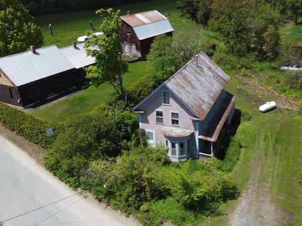 16 Northridge Road, Burke, VT 05871