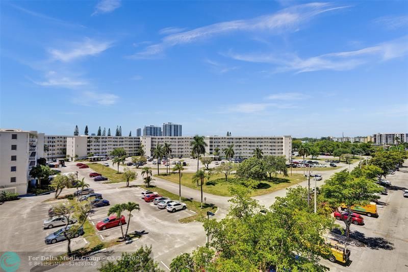 18041 SE Biscayne Boulevard, Unit 503, Aventura, FL 33160 Photo