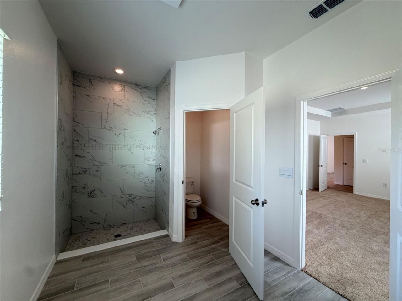 355 S Sunset Avenue, Mascotte, FL 34753 Photo