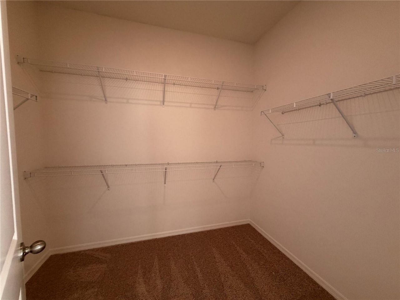 355 S Sunset Avenue, Mascotte, FL 34753 Photo