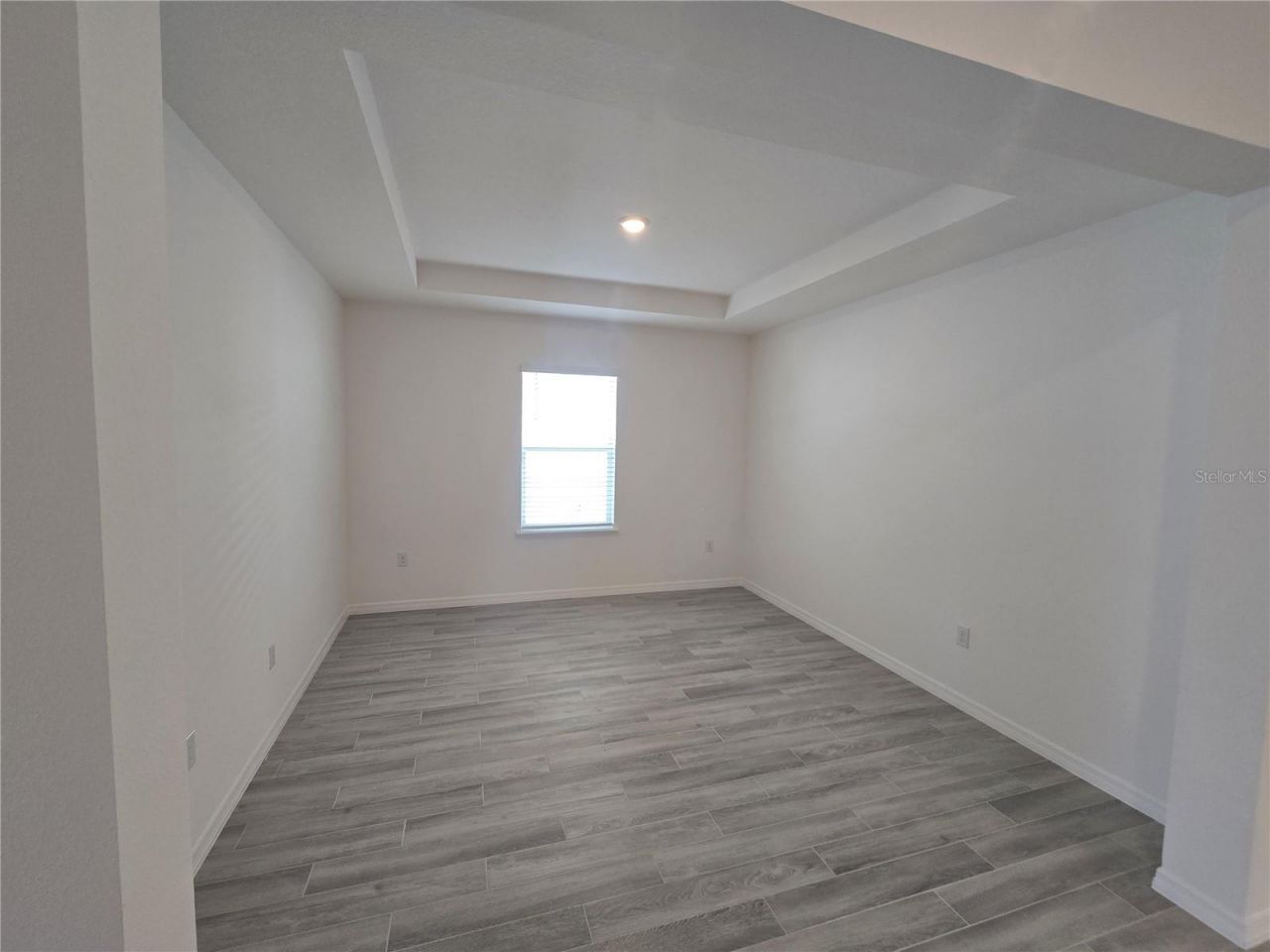 355 S Sunset Avenue, Mascotte, FL 34753 Photo