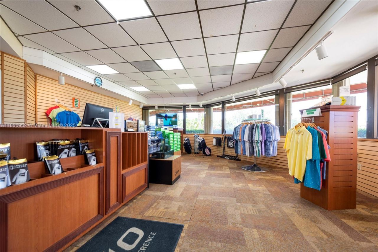 9823 S Hollybrook Lake Dr, Unit 105, Pembroke Pines, FL 33025 Photo