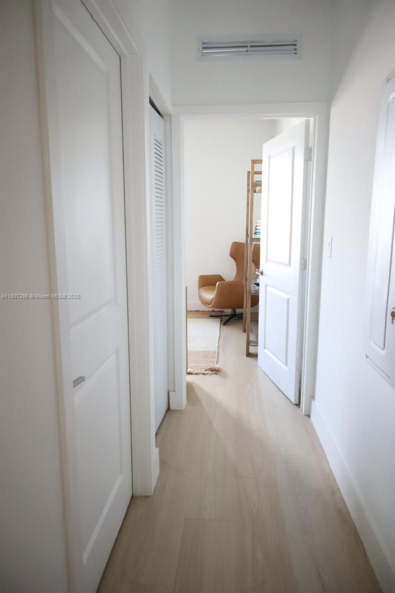 8201 NW 41st St, Unit D-402, Doral, FL 33166 Photo