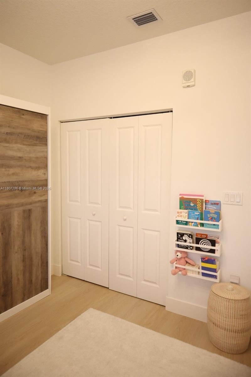 8201 NW 41st St, Unit D-402, Doral, FL 33166 Photo