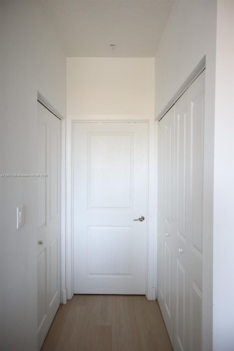 8201 NW 41st St, Unit D-402, Doral, FL 33166 Photo