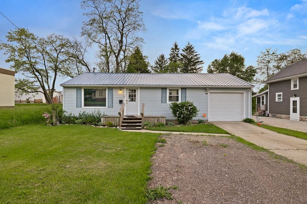 933 Fairfax Ave., Mansfield, OH 44906 Main Photo