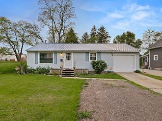 933 Fairfax Ave. Mansfield, OH 44906