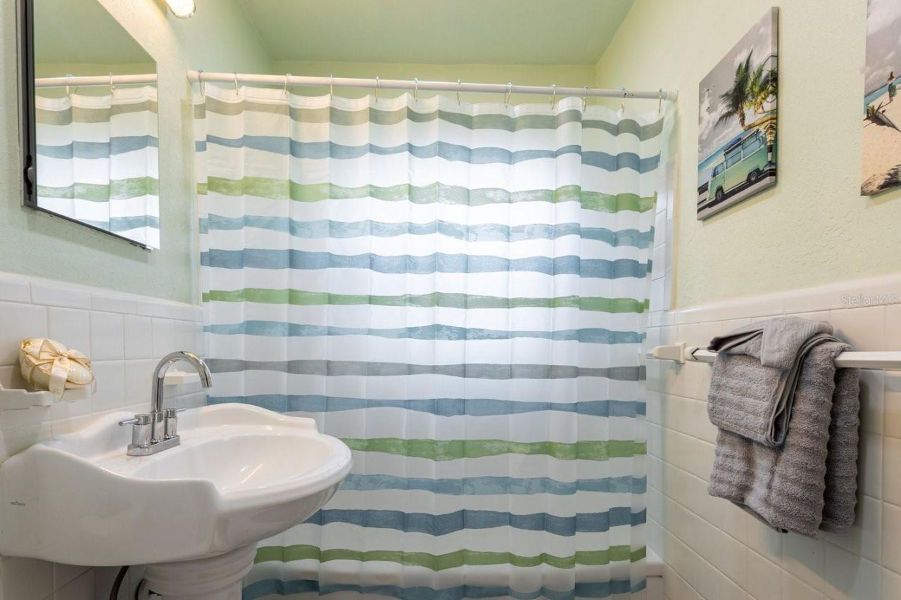 4611 17th Avenue N, Saint Petersburg, FL 33713 Photo