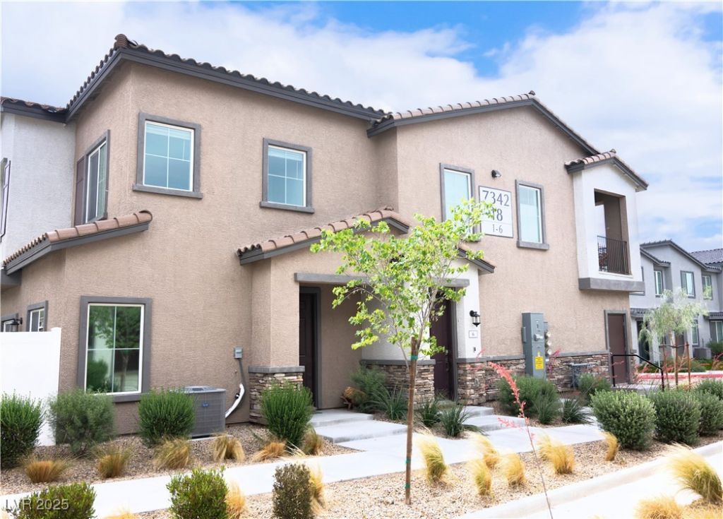 7342 N Decatur Boulevard, Unit 5, Las Vegas, NV 89131 Main Photo