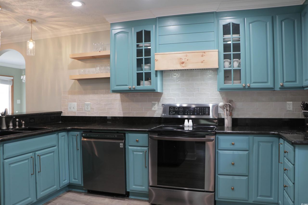 1014 Bay Dr. Photo 11