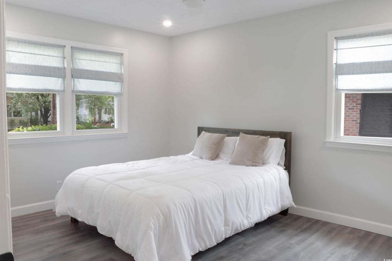 1014 Bay Dr. Photo 15