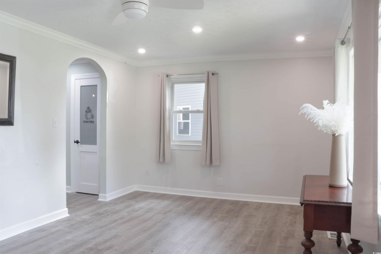 1014 Bay Dr. Photo 5