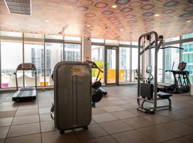 31 SE 6th St, Unit 2408, Miami, FL 33131 Photo