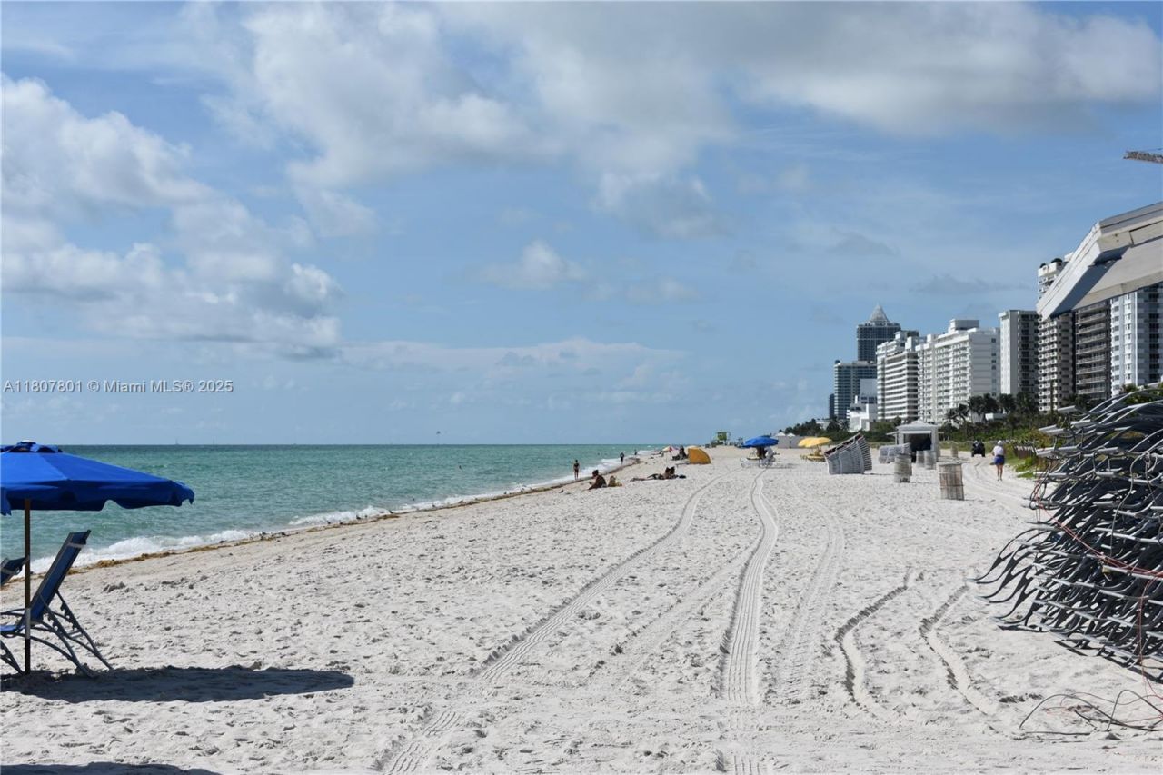 6365 Collins Ave, Unit 2110, Miami Beach, FL 33141 Photo