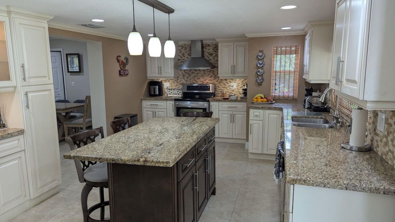 12200 SW 51st St, Miami, FL 33175 Photo