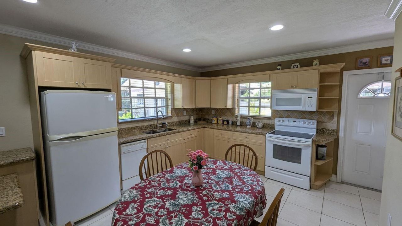 12200 SW 51st St, Miami, FL 33175 Photo