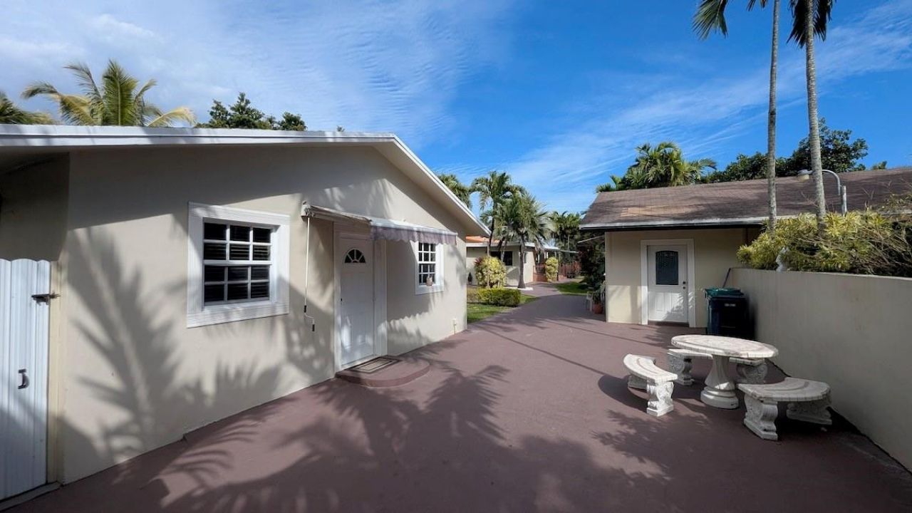 12200 SW 51st St, Miami, FL 33175 Photo