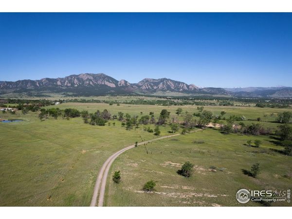 1085 S Cherryvale Rd, Boulder, CO 80303