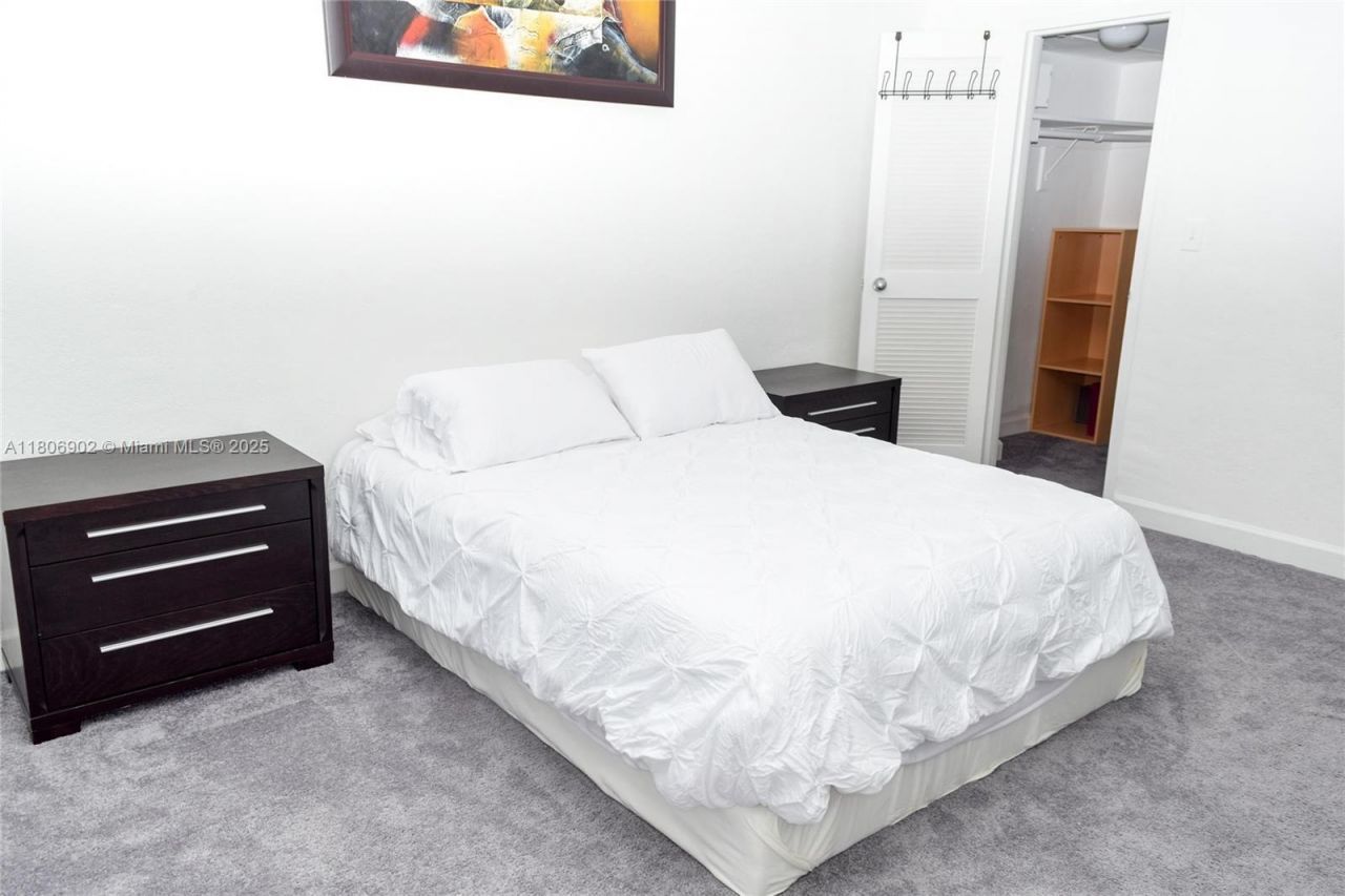 1500 Bay Rd, Unit 1532S, Miami Beach, FL 33139 Photo