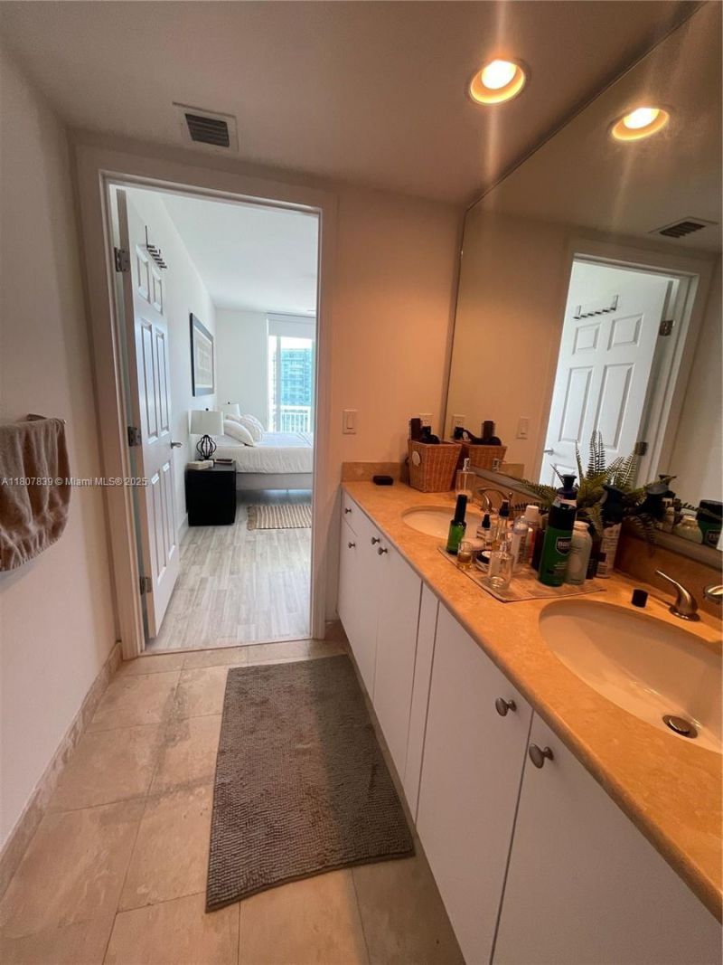 1755 E Hallandale Beach Blvd, Unit 2305E, Hallandale Beach, FL 33009 Photo