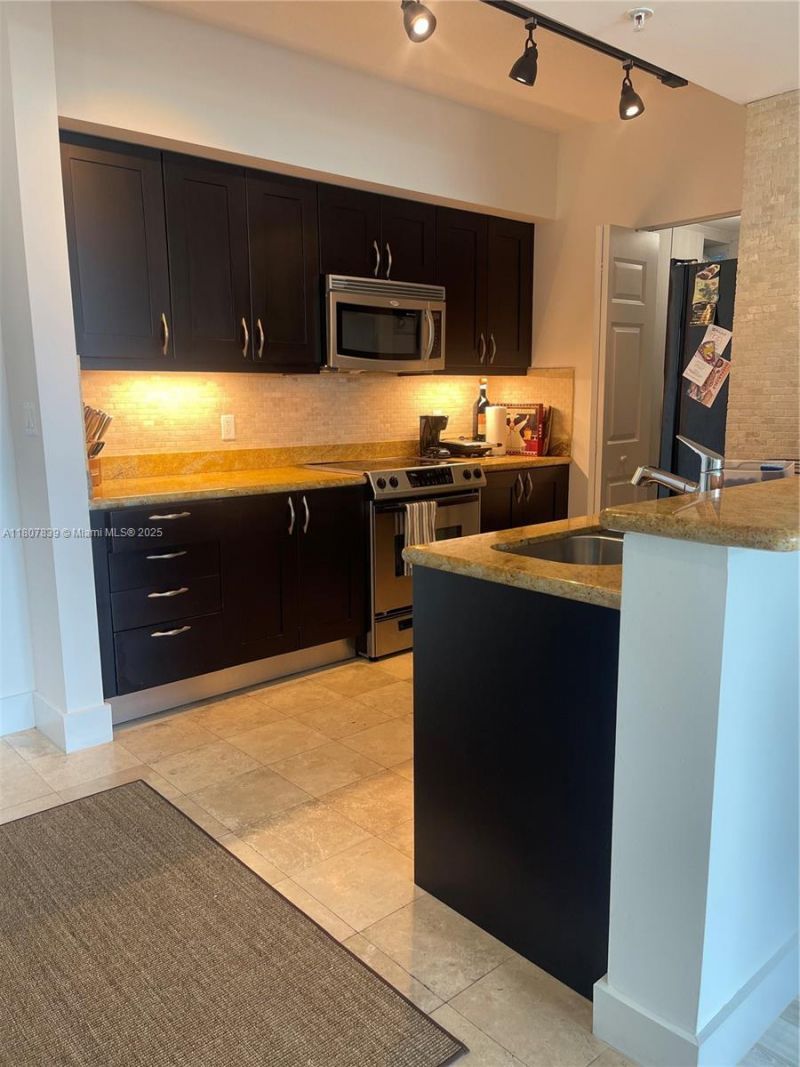 1755 E Hallandale Beach Blvd, Unit 2305E, Hallandale Beach, FL 33009 Photo