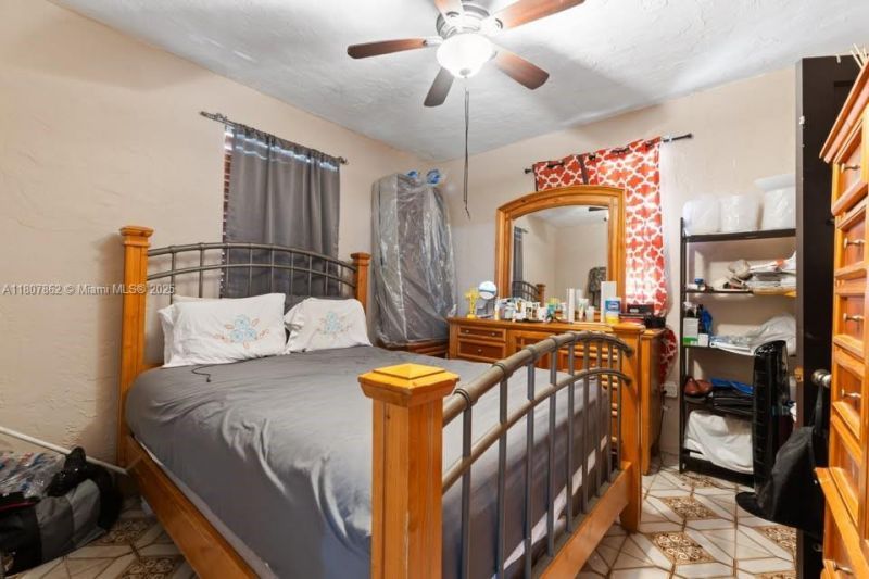 2655 NW 14th Ave, Miami, FL 33142 Photo