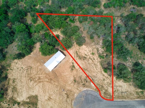 109 Grace LN, Dale, TX 78616