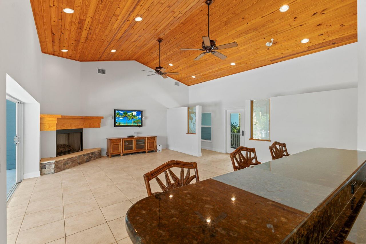 1293 SW Heather Terrace, Stuart, FL 34997 Photo