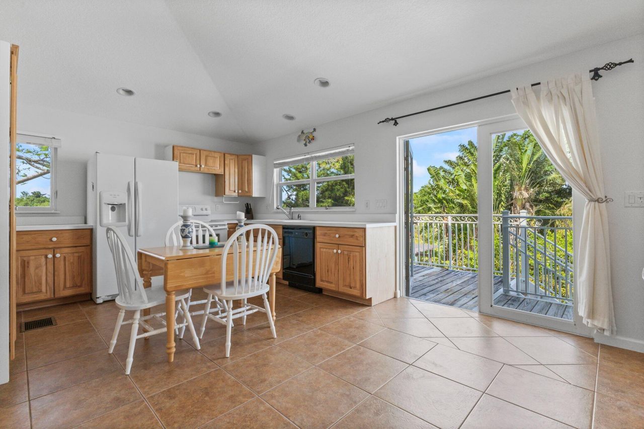 1293 SW Heather Terrace, Stuart, FL 34997 Photo