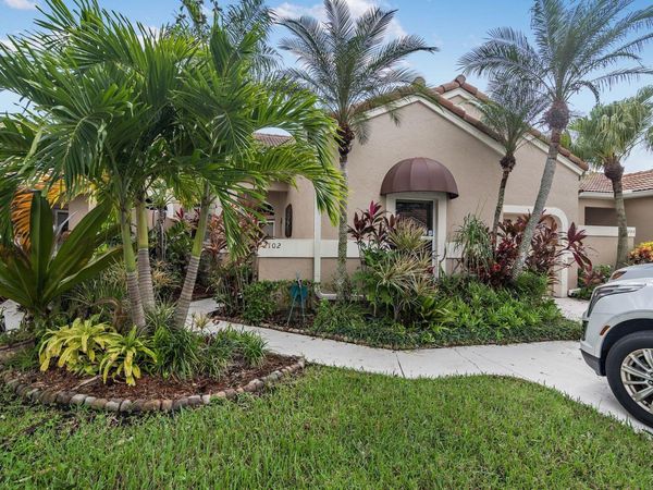 2102 Mahogany Place, Palm Beach Gardens, FL 33418
